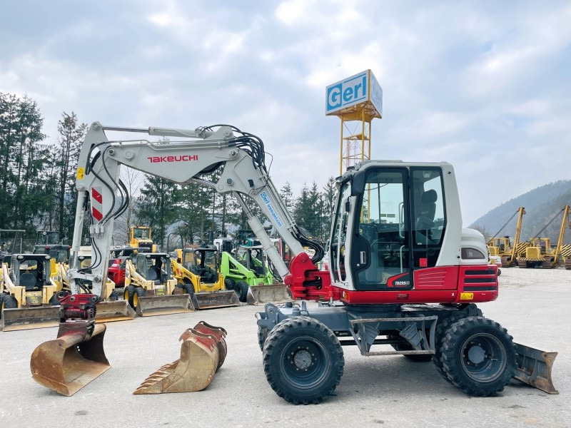 Takeuchi TB295W (3750) - Τροχοφόρος εκσκαφέας: φωτογραφία 1 Takeuchi TB295W (3750) - Τροχοφόρος εκσκαφέας: φωτογραφία 1