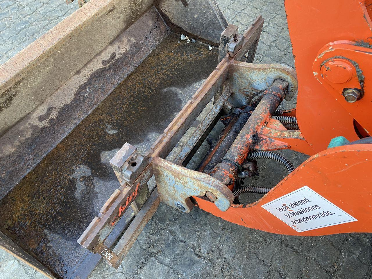 Σπαστός φορτωτής Atlas AR32E: φωτογραφία 10 Σπαστός φορτωτής Atlas AR32E: φωτογραφία 10