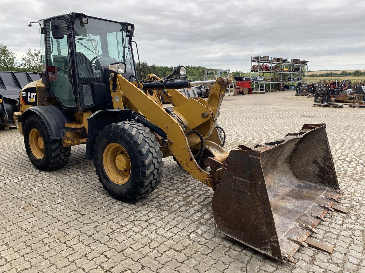 Caterpillar 908 H2 - Σπαστός φορτωτής: φωτογραφία 5 Caterpillar 908 H2 - Σπαστός φορτωτής: φωτογραφία 5