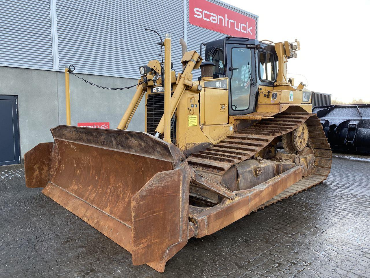 Caterpillar D6T LGP - Μπουλντόζα: φωτογραφία 1 Caterpillar D6T LGP - Μπουλντόζα: φωτογραφία 1
