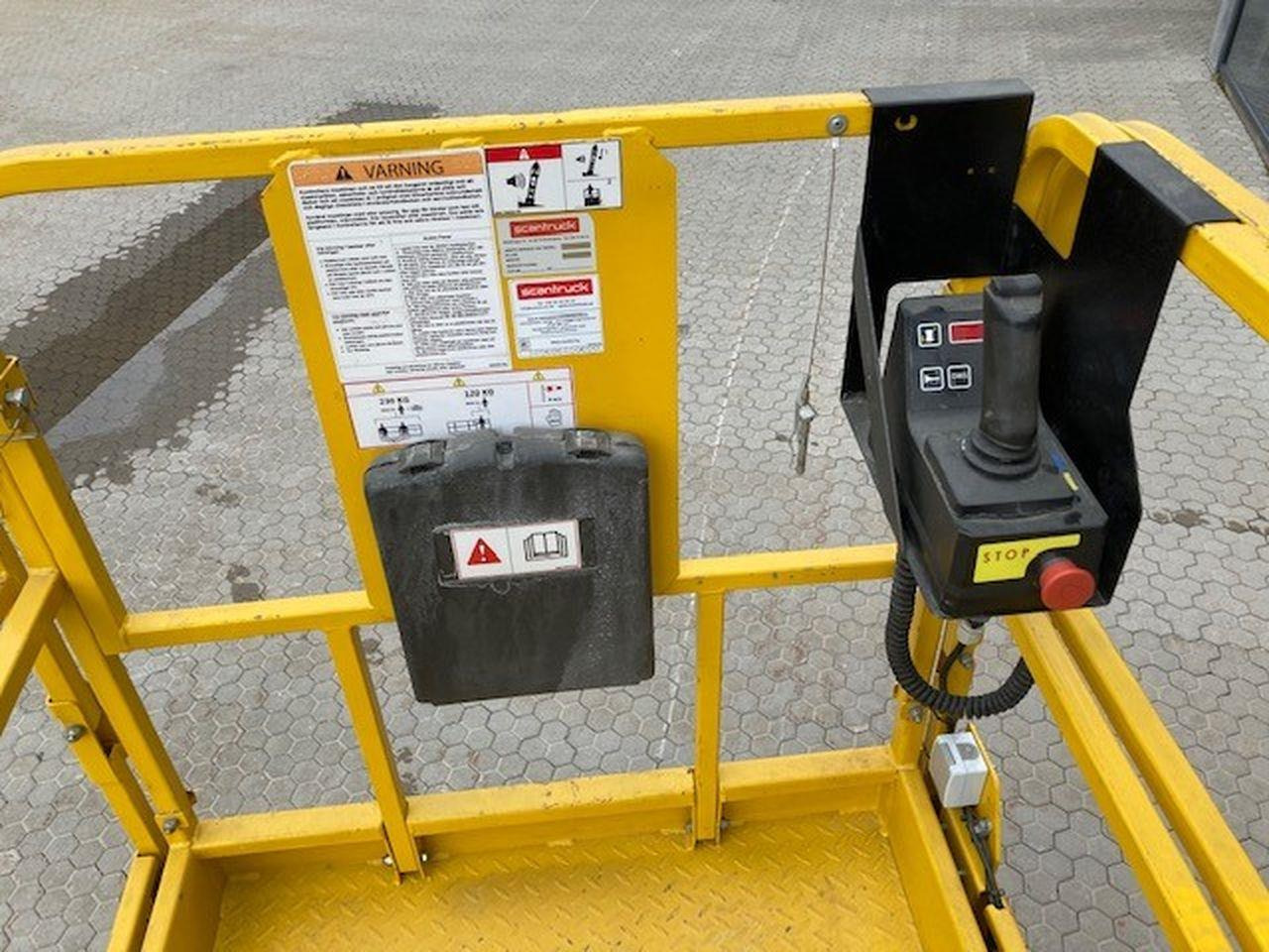 GMG 4646-ED 2.0 - Ψαλιδωτό ανυψωτικό: φωτογραφία 4 GMG 4646-ED 2.0 - Ψαλιδωτό ανυψωτικό: φωτογραφία 4