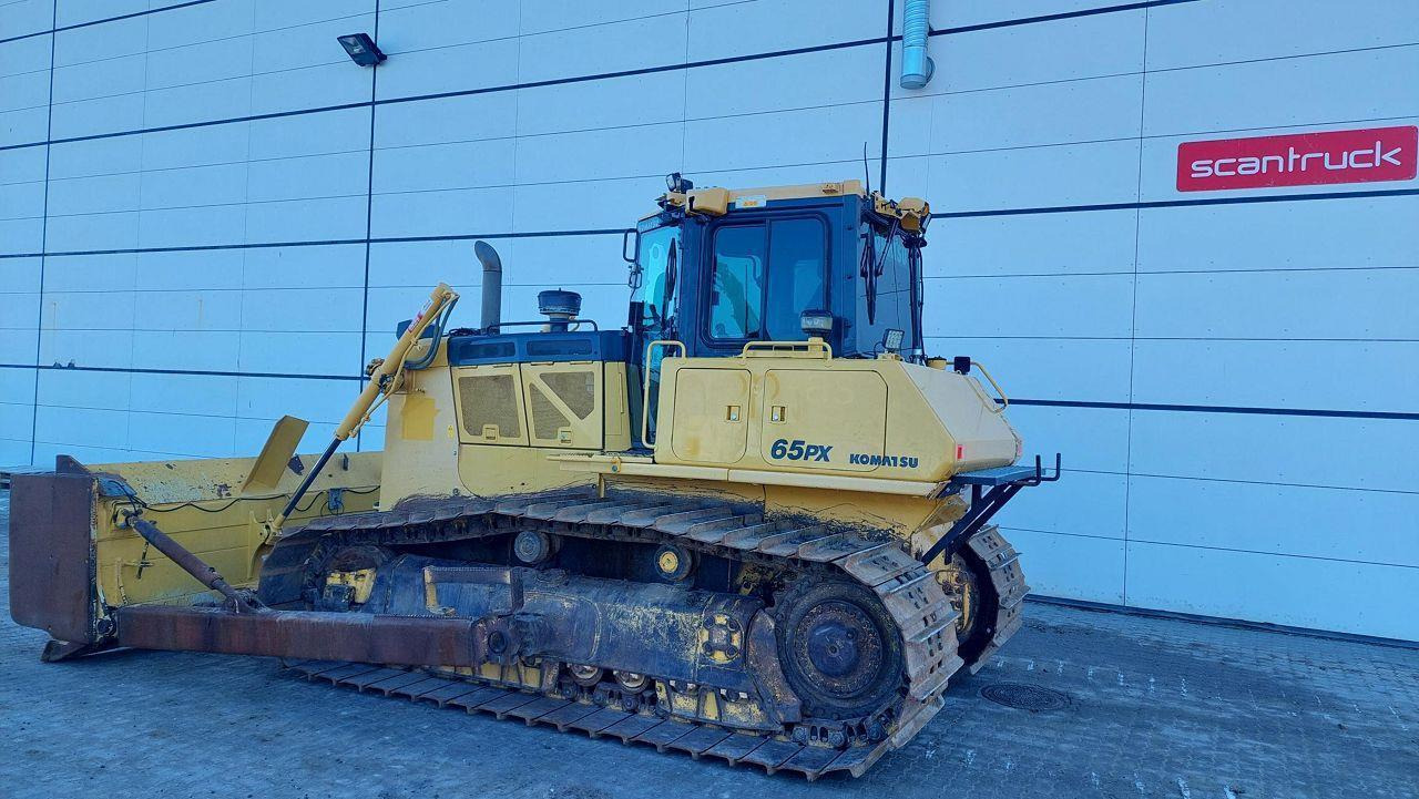 Komatsu D65PX-18 - Μπουλντόζα: φωτογραφία 2 Komatsu D65PX-18 - Μπουλντόζα: φωτογραφία 2