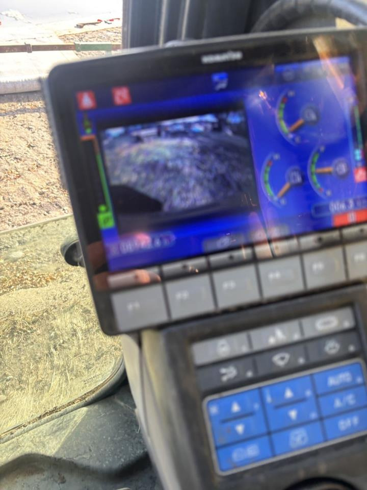 Komatsu PC240LC-11 - Ερπυστριοφόρος εκσκαφέας: φωτογραφία 5 Komatsu PC240LC-11 - Ερπυστριοφόρος εκσκαφέας: φωτογραφία 5