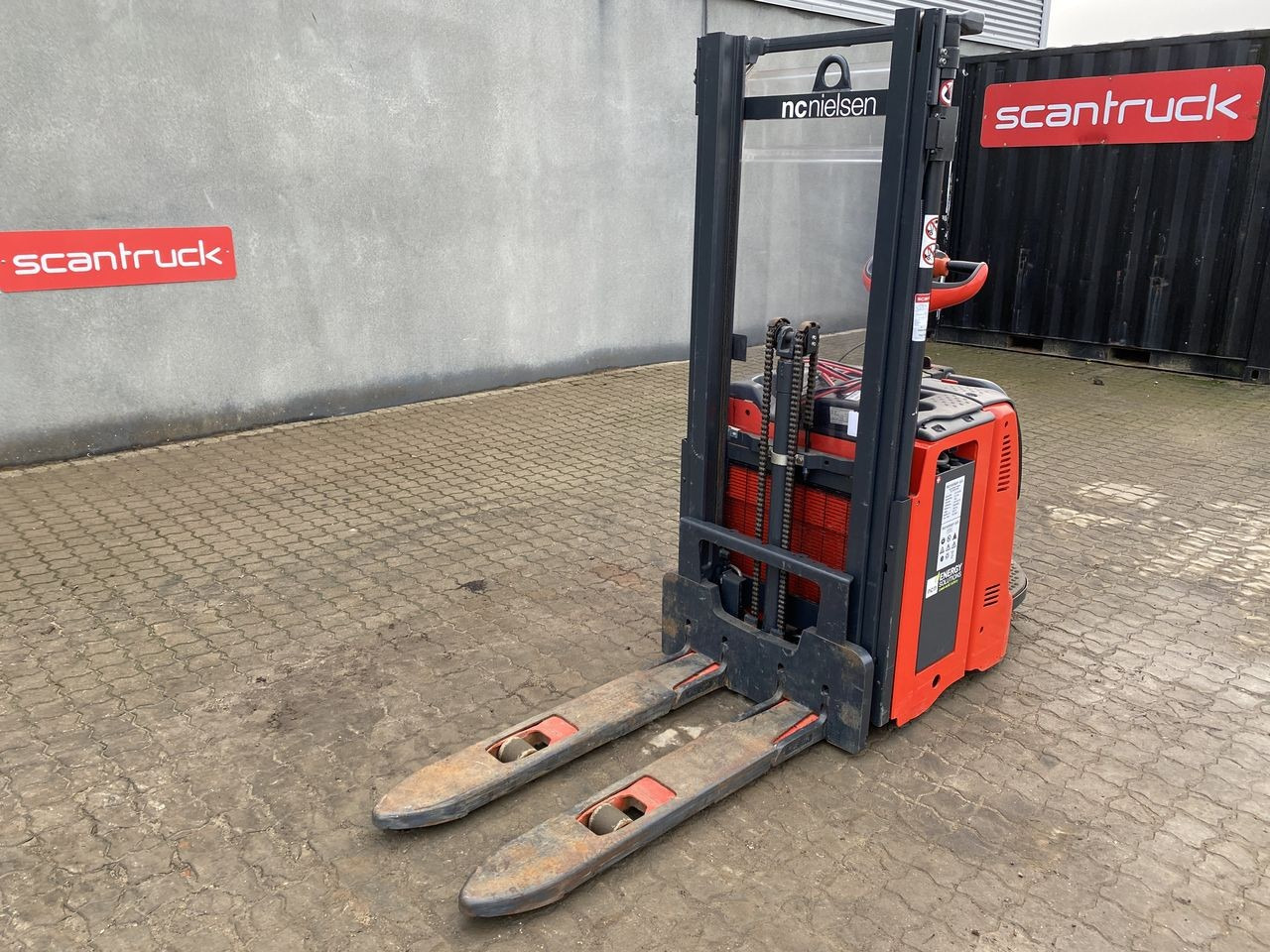 Linde L12AP/133-01 - Μηχάνημα στοίβαξης: φωτογραφία 1 Linde L12AP/133-01 - Μηχάνημα στοίβαξης: φωτογραφία 1