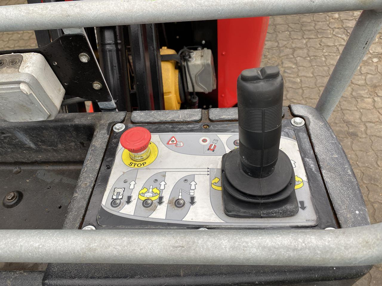 Manitou 100VJR - Κάθετος ανελκυστήρας με κατάρτι: φωτογραφία 3 Manitou 100VJR - Κάθετος ανελκυστήρας με κατάρτι: φωτογραφία 3