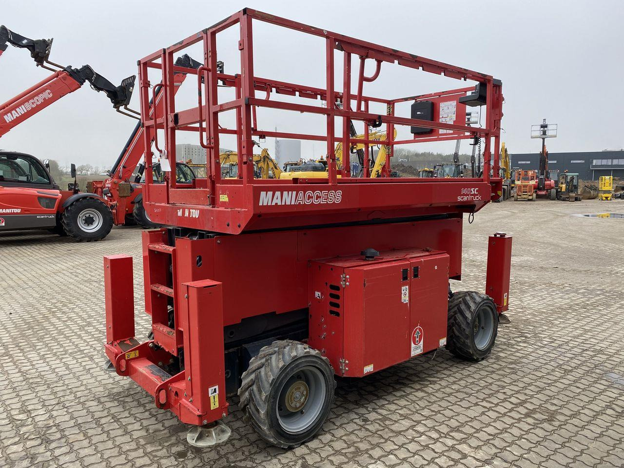 Manitou 140SC - Ψαλιδωτό ανυψωτικό: φωτογραφία 4 Manitou 140SC - Ψαλιδωτό ανυψωτικό: φωτογραφία 4