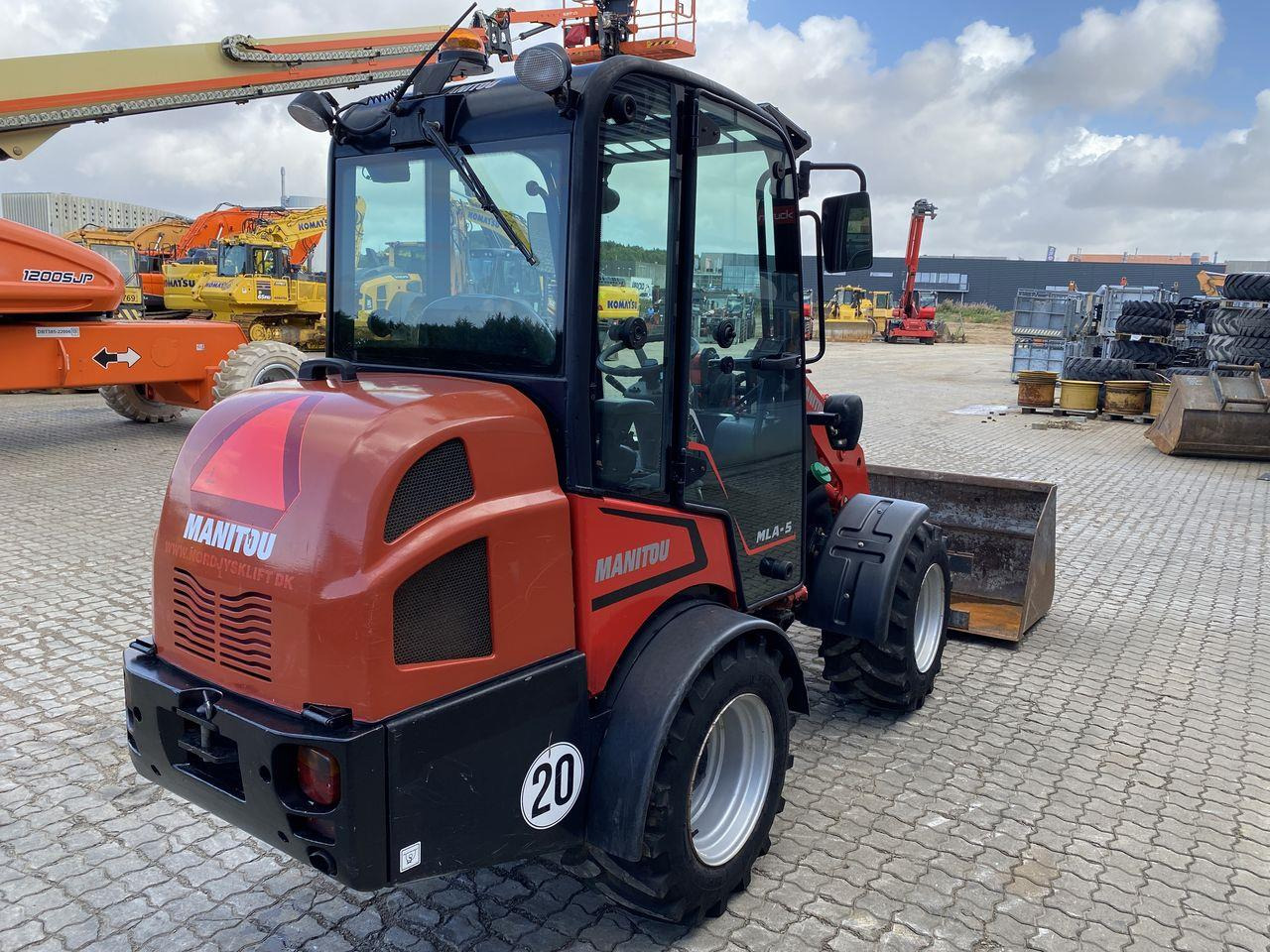 Manitou MLA 5-50H-Z CAB - Σπαστός φορτωτής: φωτογραφία 4 Manitou MLA 5-50H-Z CAB - Σπαστός φορτωτής: φωτογραφία 4