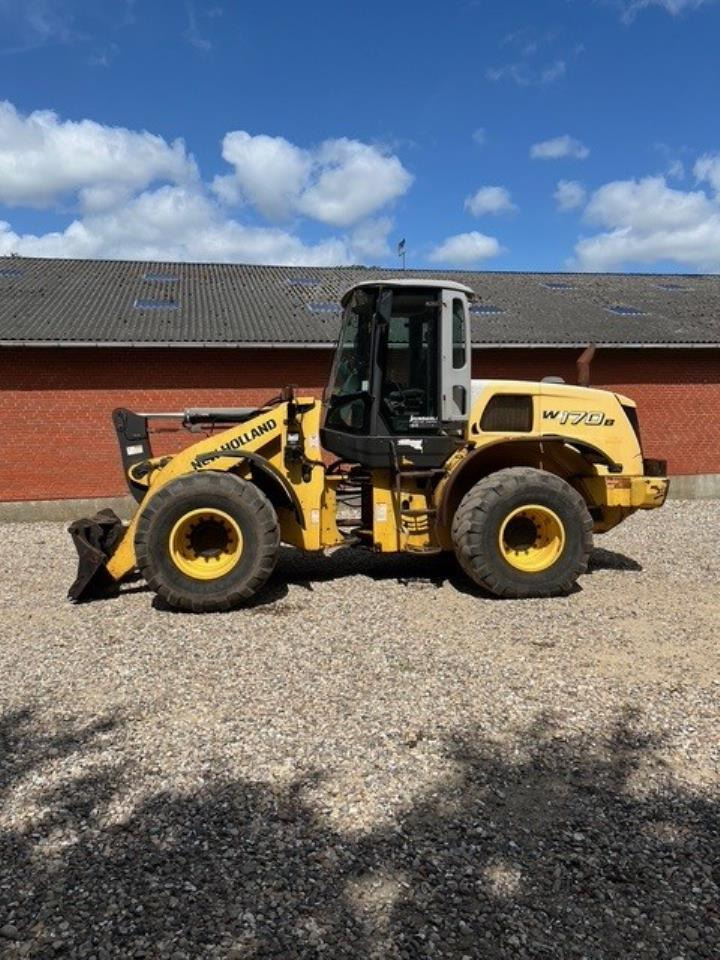 New Holland W170D - Ελαστιχοφόρος φορτωτής: φωτογραφία 3 New Holland W170D - Ελαστιχοφόρος φορτωτής: φωτογραφία 3