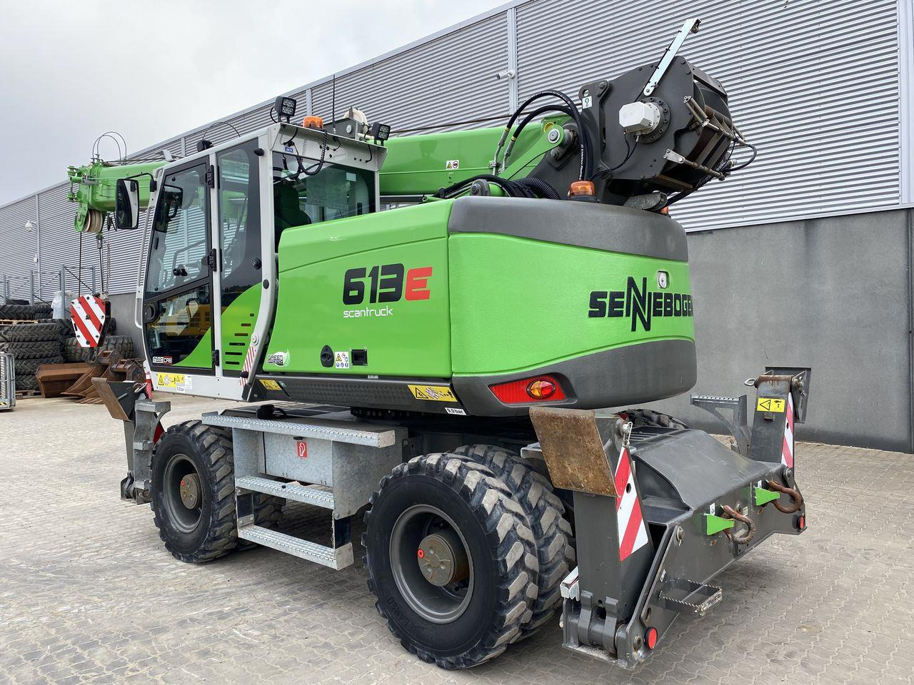 SENNEBOGEN 613E-M - Μηχάνημα Διαχείρισης Υλικών: φωτογραφία 2 SENNEBOGEN 613E-M - Μηχάνημα Διαχείρισης Υλικών: φωτογραφία 2