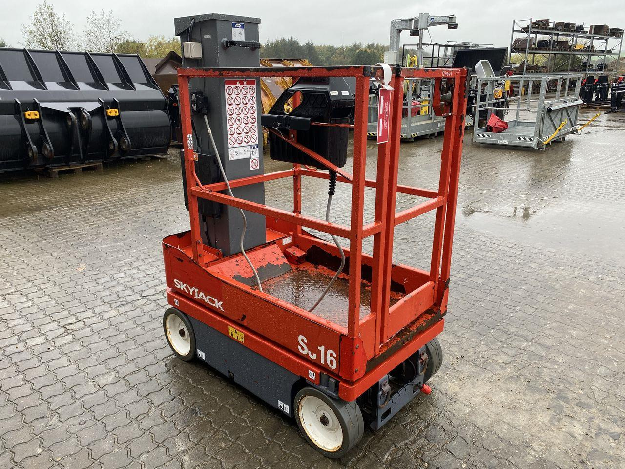 Skyjack SJ16 - Κάθετος ανελκυστήρας με κατάρτι: φωτογραφία 5 Skyjack SJ16 - Κάθετος ανελκυστήρας με κατάρτι: φωτογραφία 5