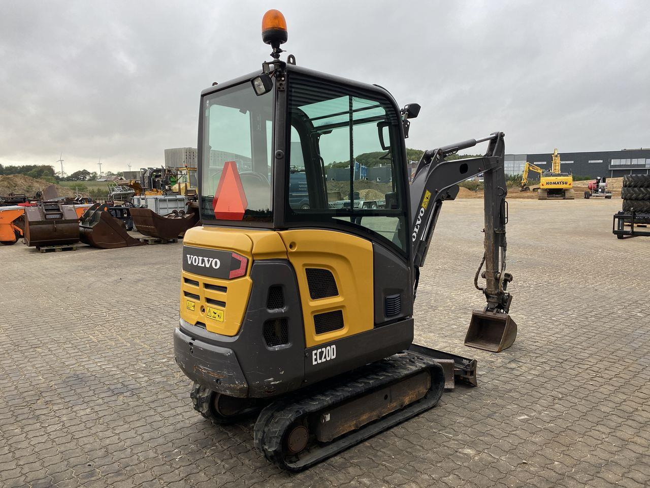 Volvo EC20D - Μίνι εκσκαφέας: φωτογραφία 4 Volvo EC20D - Μίνι εκσκαφέας: φωτογραφία 4