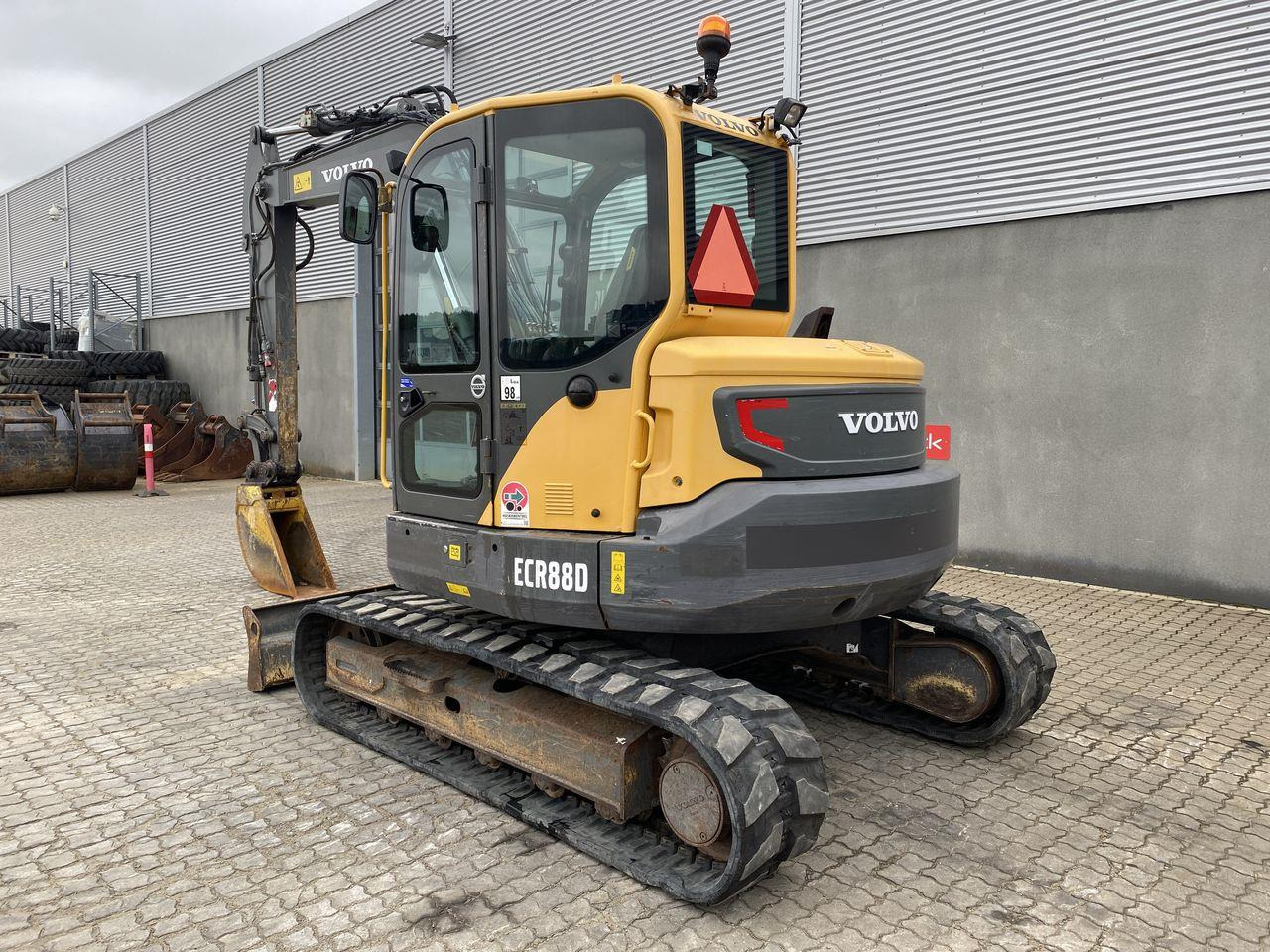 Volvo ECR88 - Μίνι εκσκαφέας: φωτογραφία 2 Volvo ECR88 - Μίνι εκσκαφέας: φωτογραφία 2
