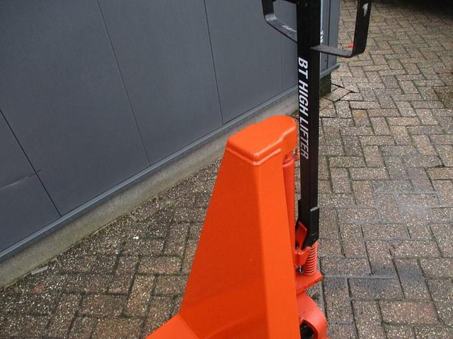 BT HL 1000 - Μηχάνημα στοίβαξης: φωτογραφία 5 BT HL 1000 - Μηχάνημα στοίβαξης: φωτογραφία 5