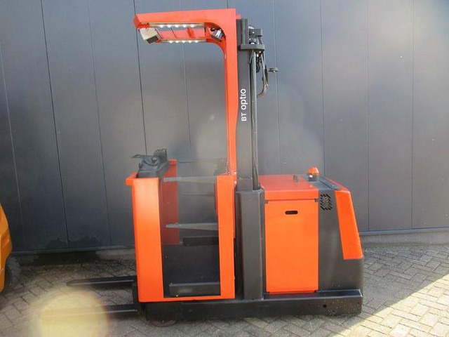 BT OME 100M - Μηχάνημα συλλογής παραγγελιών: φωτογραφία 2 BT OME 100M - Μηχάνημα συλλογής παραγγελιών: φωτογραφία 2