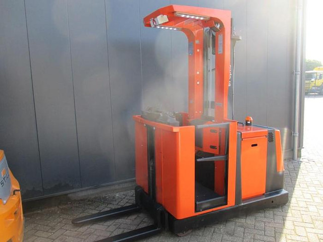 BT OME 100M - Μηχάνημα συλλογής παραγγελιών: φωτογραφία 3 BT OME 100M - Μηχάνημα συλλογής παραγγελιών: φωτογραφία 3