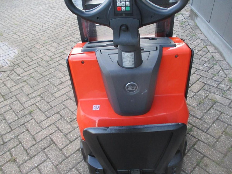 BT SWE 200D - Μηχάνημα στοίβαξης: φωτογραφία 4 BT SWE 200D - Μηχάνημα στοίβαξης: φωτογραφία 4