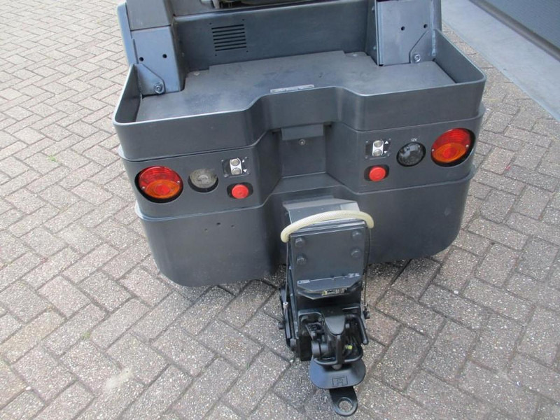 Linde P 60 - Μηχάνημα έλξης: φωτογραφία 5 Linde P 60 - Μηχάνημα έλξης: φωτογραφία 5