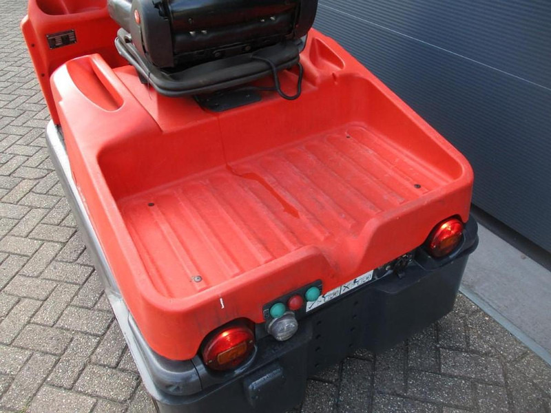 Linde P 60 - Μηχάνημα έλξης: φωτογραφία 4 Linde P 60 - Μηχάνημα έλξης: φωτογραφία 4