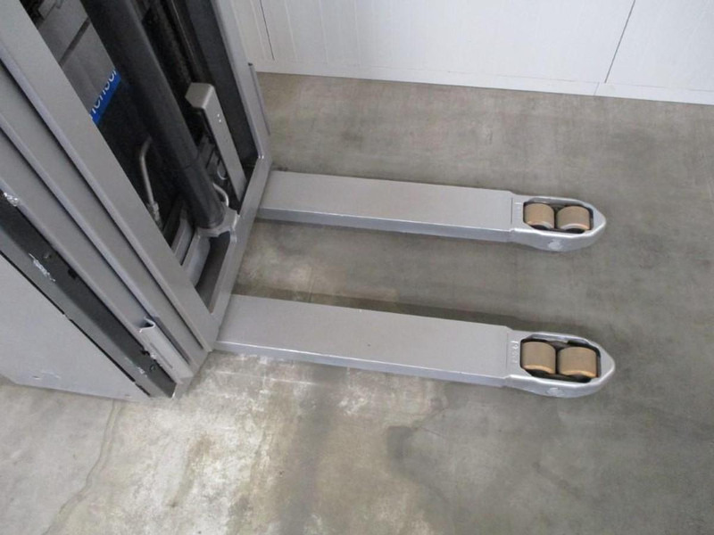 Still EXV16 - Παλετοφόρο: φωτογραφία 5 Still EXV16 - Παλετοφόρο: φωτογραφία 5