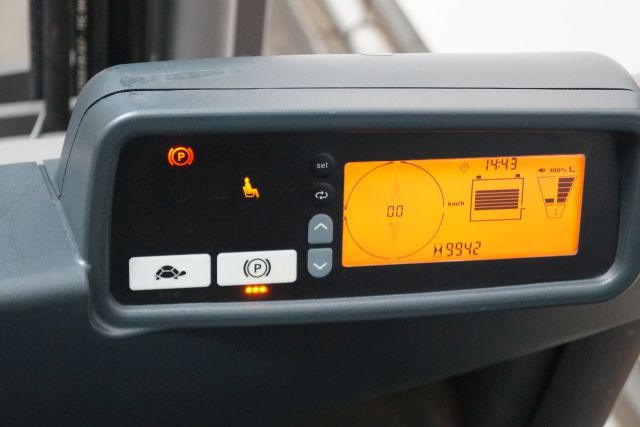 Jungheinrich EFG216k - Ηλεκτροκίνητο περονοφόρο: φωτογραφία 4 Jungheinrich EFG216k - Ηλεκτροκίνητο περονοφόρο: φωτογραφία 4