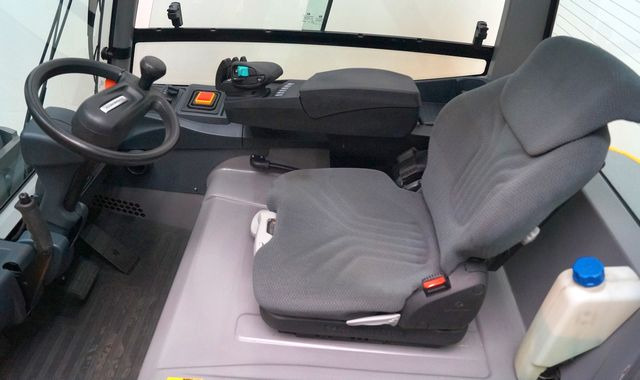 Jungheinrich EFG540 - Ηλεκτροκίνητο περονοφόρο: φωτογραφία 4 Jungheinrich EFG540 - Ηλεκτροκίνητο περονοφόρο: φωτογραφία 4