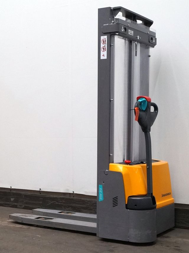 Jungheinrich EJC M10 - Μηχάνημα στοίβαξης: φωτογραφία 2 Jungheinrich EJC M10 - Μηχάνημα στοίβαξης: φωτογραφία 2