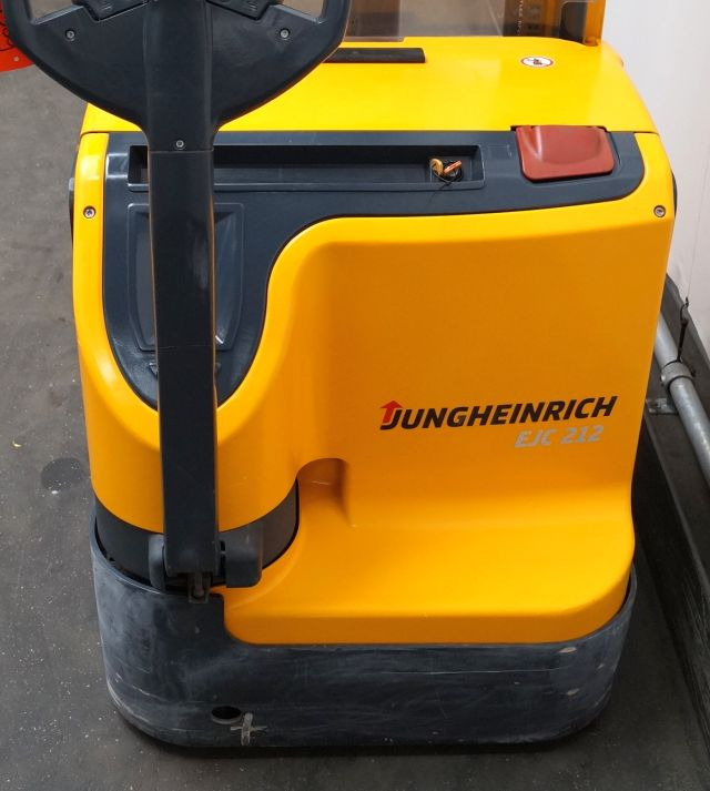 Jungheinrich EJC212 - Μηχάνημα στοίβαξης: φωτογραφία 3 Jungheinrich EJC212 - Μηχάνημα στοίβαξης: φωτογραφία 3