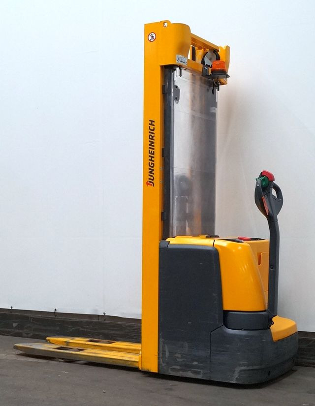 Jungheinrich EJC214 - Μηχάνημα στοίβαξης: φωτογραφία 2 Jungheinrich EJC214 - Μηχάνημα στοίβαξης: φωτογραφία 2