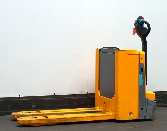 Jungheinrich EJE C20 - Μηχάνημα στοίβαξης: φωτογραφία 1 Jungheinrich EJE C20 - Μηχάνημα στοίβαξης: φωτογραφία 1