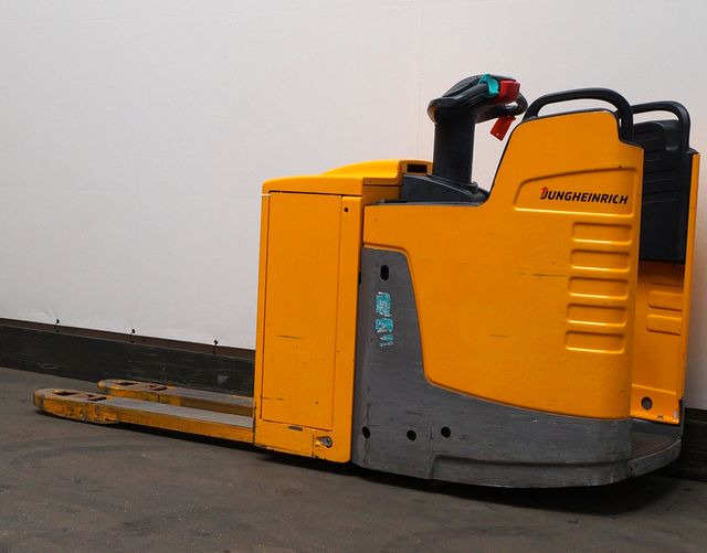 Jungheinrich ERE225 - Παλετοφόρο: φωτογραφία 2 Jungheinrich ERE225 - Παλετοφόρο: φωτογραφία 2