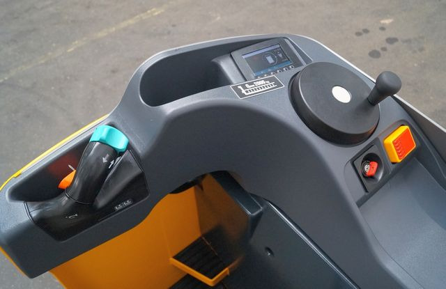 Jungheinrich ESE120 - Παλετοφόρο: φωτογραφία 5 Jungheinrich ESE120 - Παλετοφόρο: φωτογραφία 5