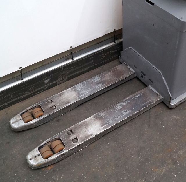 Jungheinrich ESE120 - Παλετοφόρο: φωτογραφία 3 Jungheinrich ESE120 - Παλετοφόρο: φωτογραφία 3