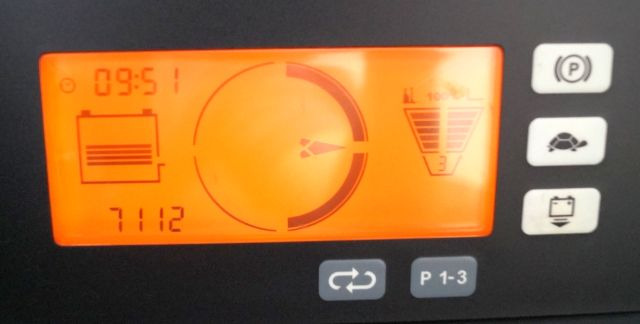 Jungheinrich ETV214 - Ανυψωτικό στενών δρόμων: φωτογραφία 4 Jungheinrich ETV214 - Ανυψωτικό στενών δρόμων: φωτογραφία 4