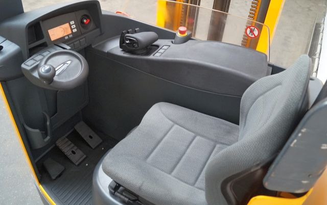 Jungheinrich ETV214 - Ανυψωτικό στενών δρόμων: φωτογραφία 3 Jungheinrich ETV214 - Ανυψωτικό στενών δρόμων: φωτογραφία 3