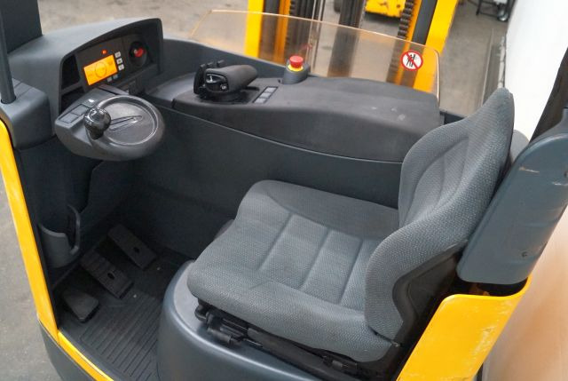 Jungheinrich ETV216 - Ανυψωτικό στενών δρόμων: φωτογραφία 3 Jungheinrich ETV216 - Ανυψωτικό στενών δρόμων: φωτογραφία 3