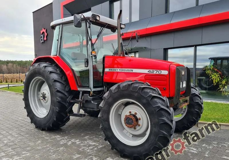 Massey Ferguson 4270 - Τρακτέρ: φωτογραφία 2 Massey Ferguson 4270 - Τρακτέρ: φωτογραφία 2