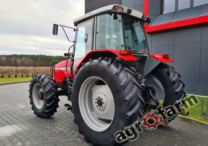 Massey Ferguson 4270 - Τρακτέρ: φωτογραφία 3 Massey Ferguson 4270 - Τρακτέρ: φωτογραφία 3