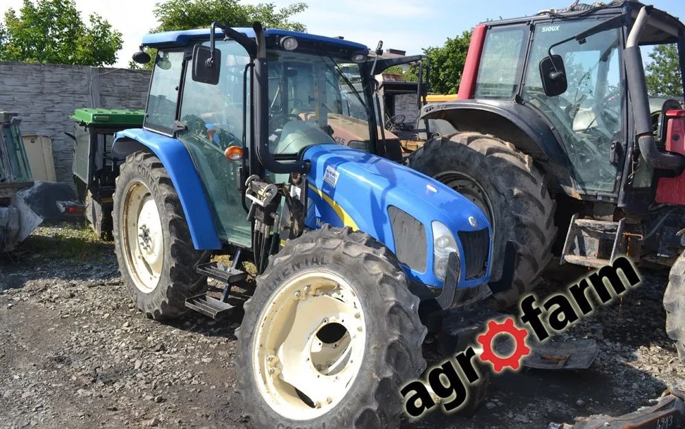 New Holland T5050 silnik most obudowa skrzynia piasta blok zawór - Ανταλλακτικό για Γεωργικά μηχανήματα: φωτογραφία 1 New Holland T5050 silnik most obudowa skrzynia piasta blok zawór - Ανταλλακτικό για Γεωργικά μηχανήματα: φωτογραφία 1