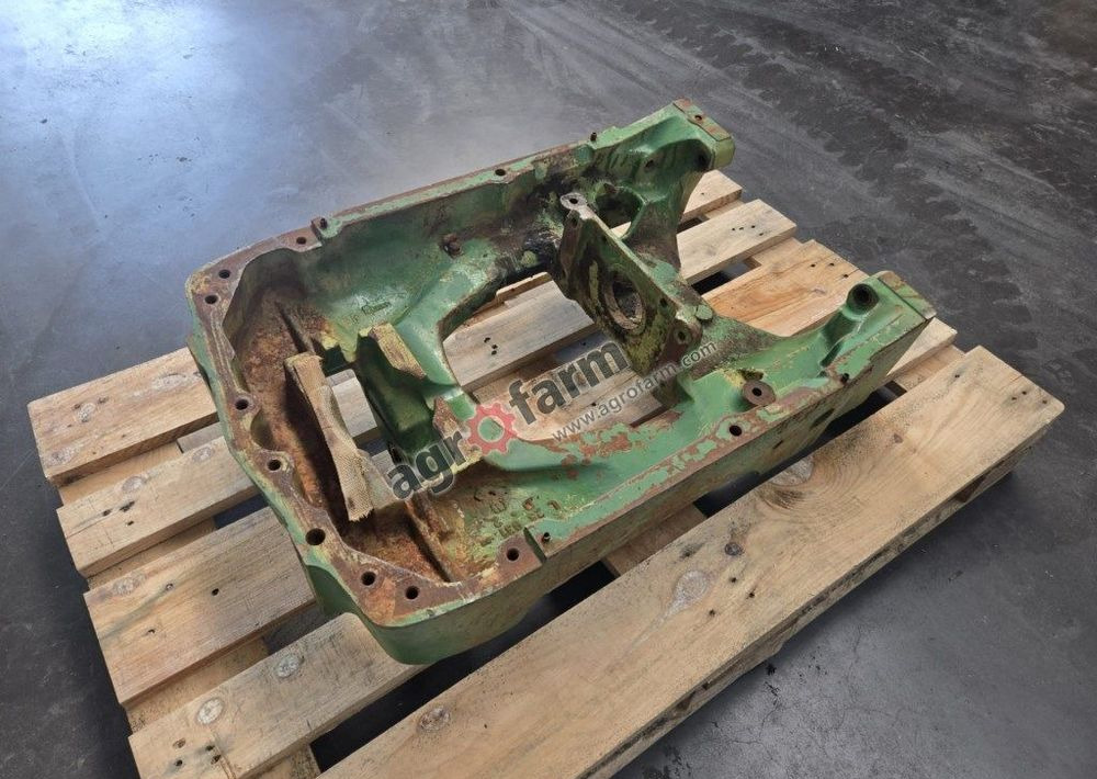 Suport przedni John Deere 2130, 1630, 1140, 2040 - Αμάξωμα και εξωτερικό: φωτογραφία 2 Suport przedni John Deere 2130, 1630, 1140, 2040 - Αμάξωμα και εξωτερικό: φωτογραφία 2