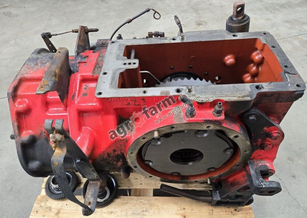 Tylny most McCormick MTX 155 - Κιβώτιο ταχυτήτων: φωτογραφία 4 Tylny most McCormick MTX 155 - Κιβώτιο ταχυτήτων: φωτογραφία 4