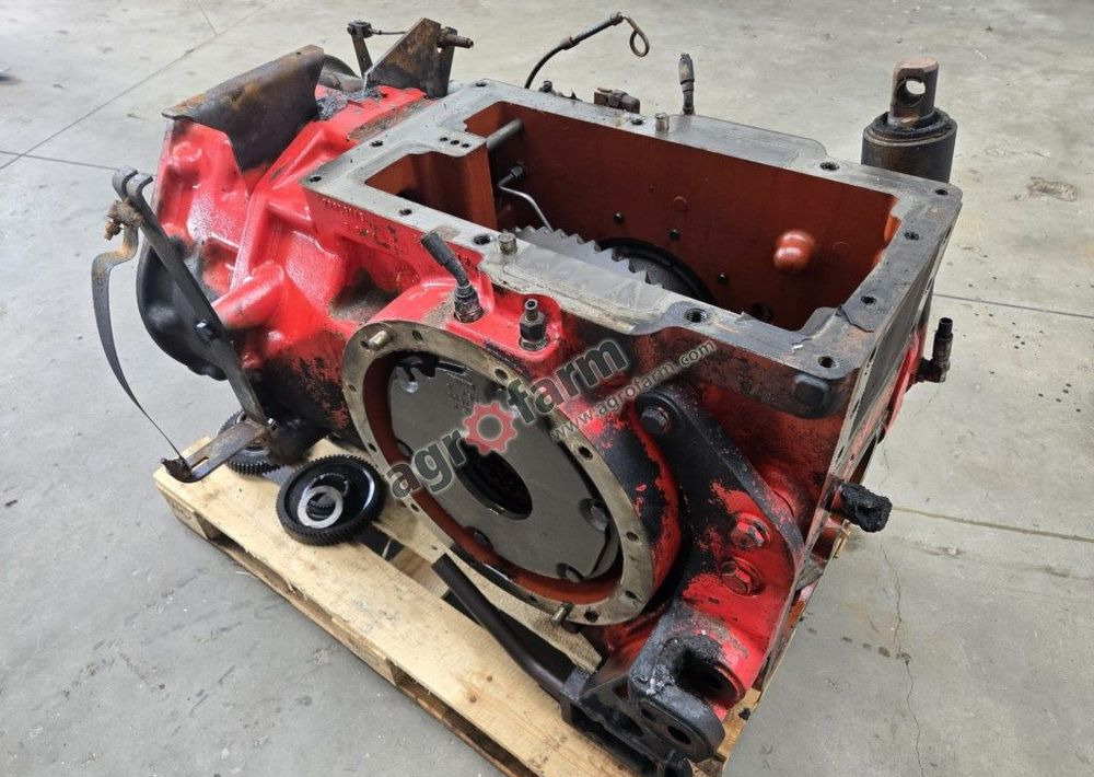 Tylny most McCormick MTX 155 - Κιβώτιο ταχυτήτων: φωτογραφία 3 Tylny most McCormick MTX 155 - Κιβώτιο ταχυτήτων: φωτογραφία 3