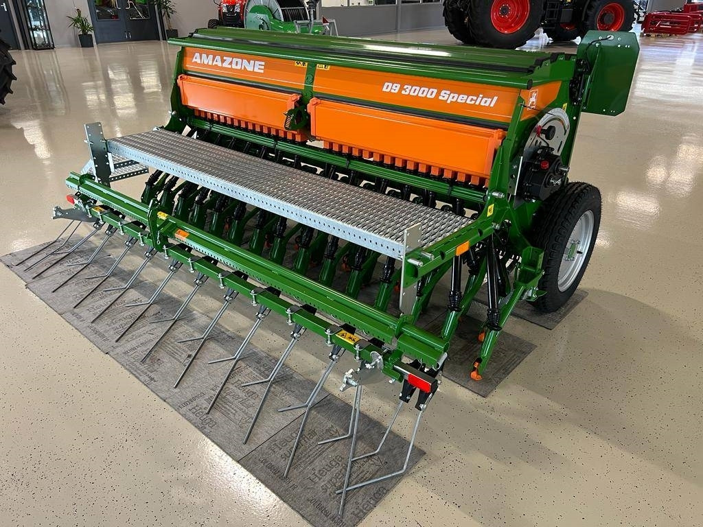 Amazone D9-3000 Special - Σπαρτική μηχανή: φωτογραφία 3 Amazone D9-3000 Special - Σπαρτική μηχανή: φωτογραφία 3