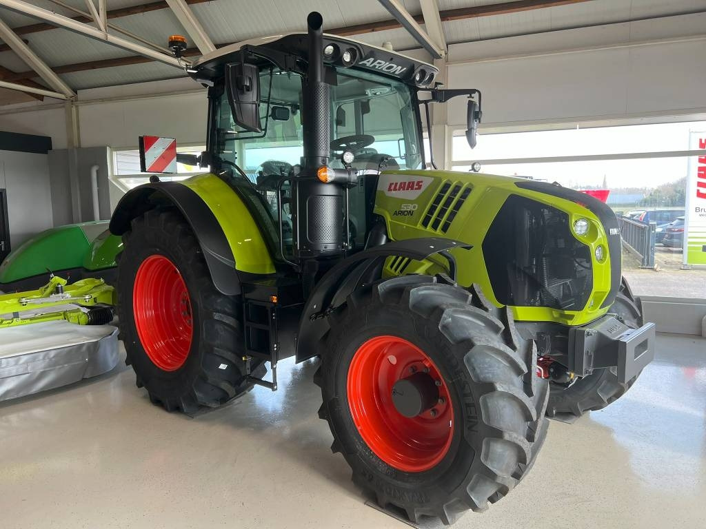 Claas Arion 530 - Τρακτέρ: φωτογραφία 3 Claas Arion 530 - Τρακτέρ: φωτογραφία 3