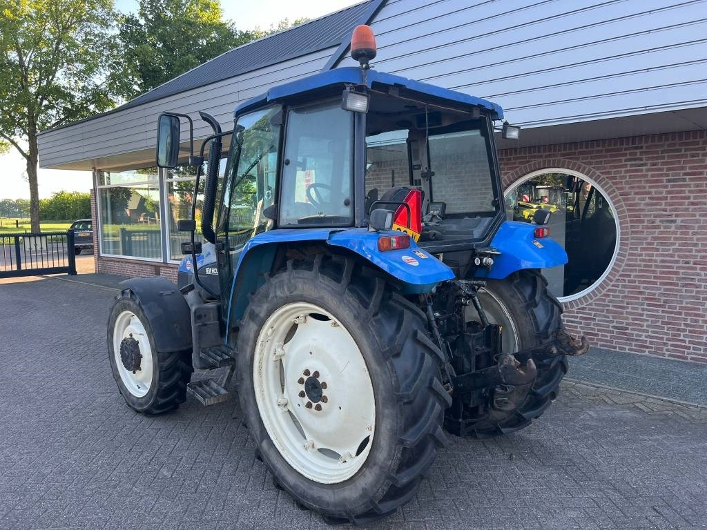 New Holland TL 90  - Τρακτέρ: φωτογραφία 3 New Holland TL 90  - Τρακτέρ: φωτογραφία 3