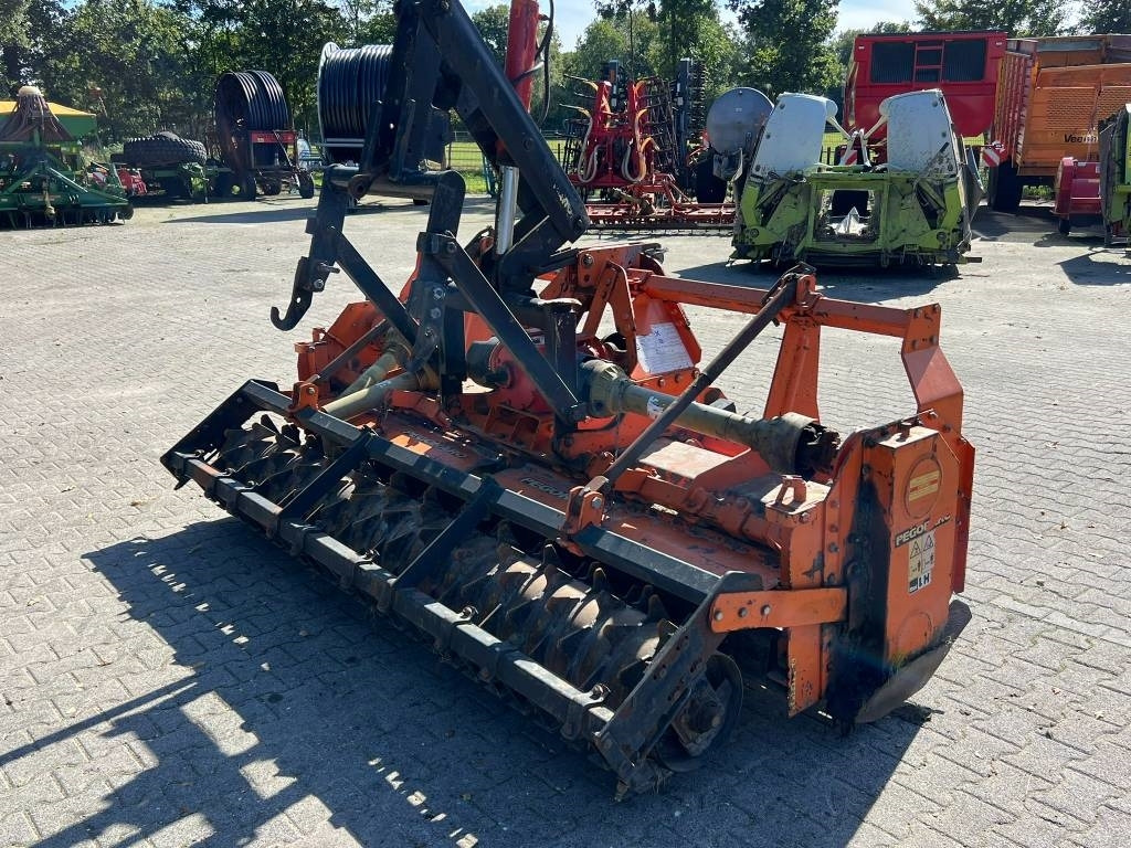 Pegoraro LH 300 frees - Μηχανή οργώματος: φωτογραφία 4 Pegoraro LH 300 frees - Μηχανή οργώματος: φωτογραφία 4