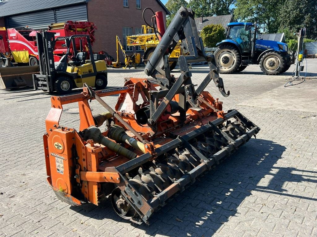 Pegoraro LH 300 frees - Μηχανή οργώματος: φωτογραφία 3 Pegoraro LH 300 frees - Μηχανή οργώματος: φωτογραφία 3
