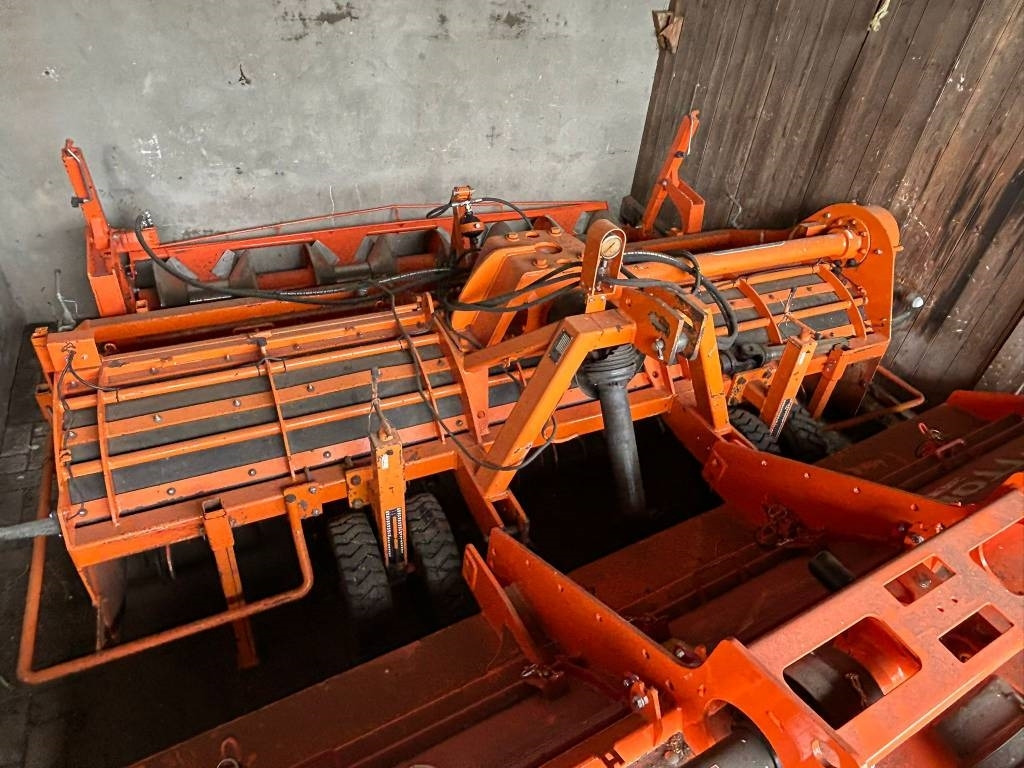Struik 4RF310HR rijenfrees - Γεωργική φρέζα: φωτογραφία 2 Struik 4RF310HR rijenfrees - Γεωργική φρέζα: φωτογραφία 2