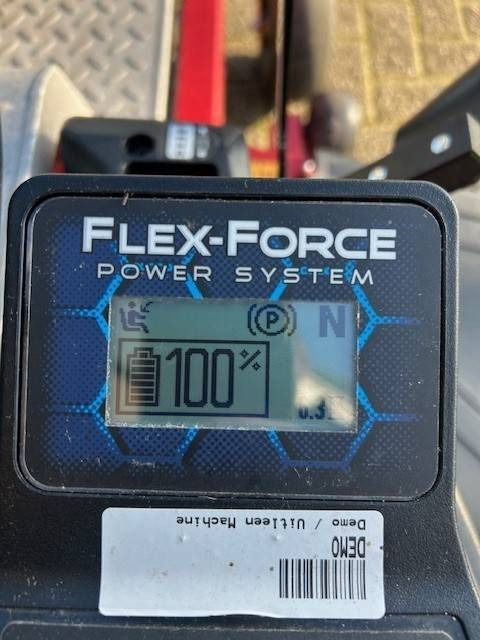 Toro Emr4275 zeroturn - Χλοοκοπτικό: φωτογραφία 3 Toro Emr4275 zeroturn - Χλοοκοπτικό: φωτογραφία 3