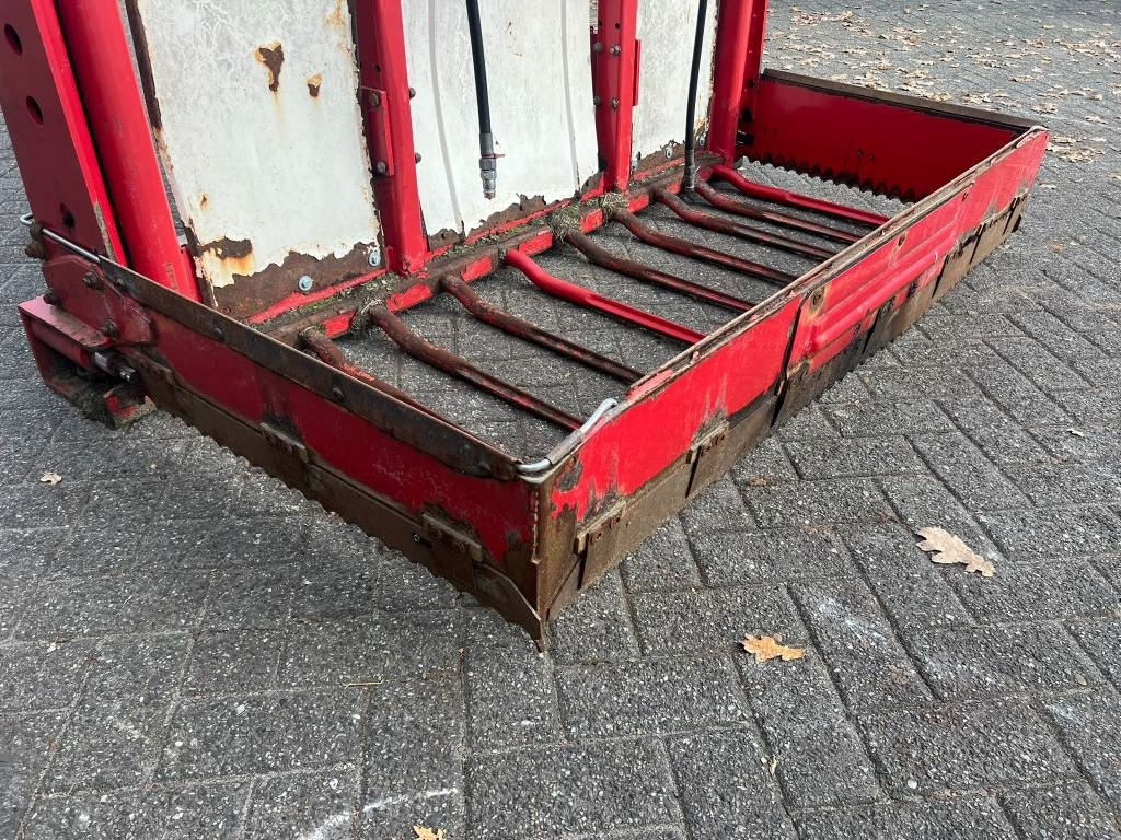 Trioliet TU 170 kuilvoersnijder - Μηχανηματα κτηνοτροφιασ: φωτογραφία 5 Trioliet TU 170 kuilvoersnijder - Μηχανηματα κτηνοτροφιασ: φωτογραφία 5