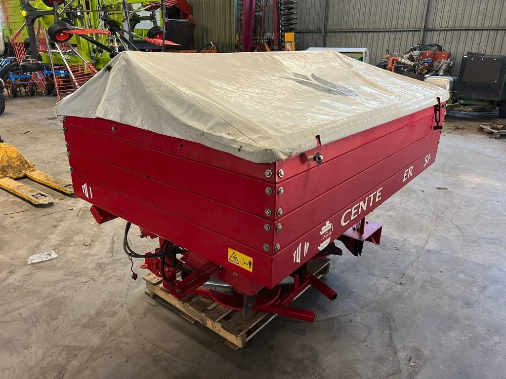 Tulip SE 3000 kunstmest strooier - Λιπασματοδιανομέας: φωτογραφία 4 Tulip SE 3000 kunstmest strooier - Λιπασματοδιανομέας: φωτογραφία 4